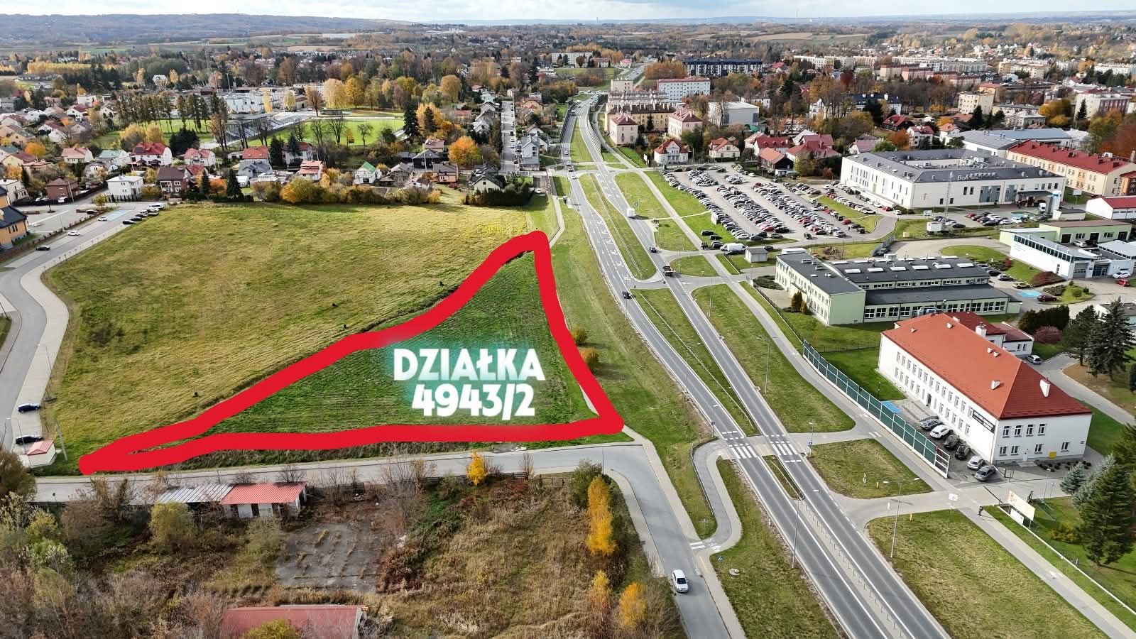 Co powstanie w Łańcucie: magazyny OZE, parking, a może schron? Spór o cenną działkę przy Szpitalu